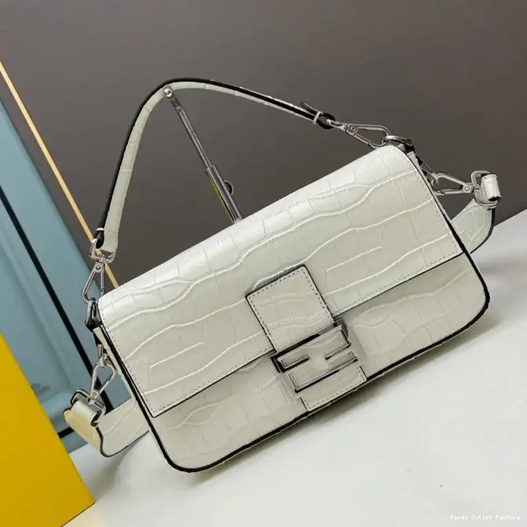 Affordable HOT Bag In Crocodile Leather White Fendi Medium Baguette 0526
